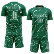 Aangepast Kelly Green White Lightning Sublimatie Voetbaltenue Jersey Aangepast Kelly Green White Lightning Sublimatie Voetbaltenue Jersey